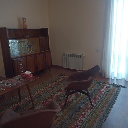 Spacious One Bedroom Apartment In The City Centre Jerevan Eksteriør bilde